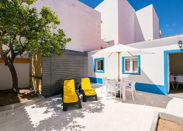 Lovelystay - Sweet Escape Ii - Backyard Quarteira