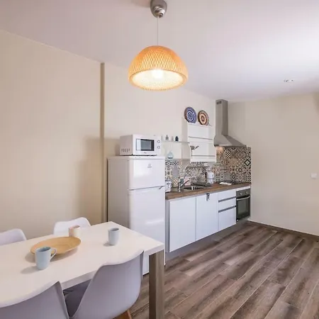 Apartment Lovelystay - Sweet Escape Ii - Backyard Quarteira